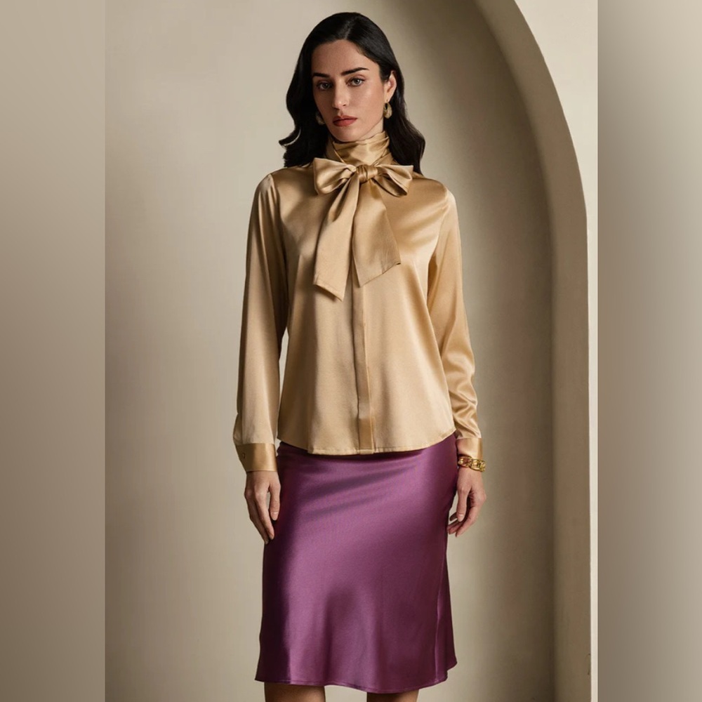 Silksilky | 19Momme Champagne Silk Long Sleeve Bow Tie Blouse in Size L